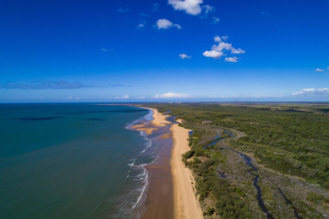بوندابيرج Moore Park Beach Inn المظهر الخارجي الصورة
